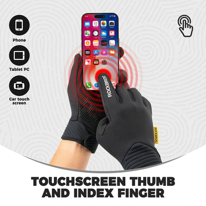Cyclist wearing breathable elastic MTB full finger gloves with touchscreen