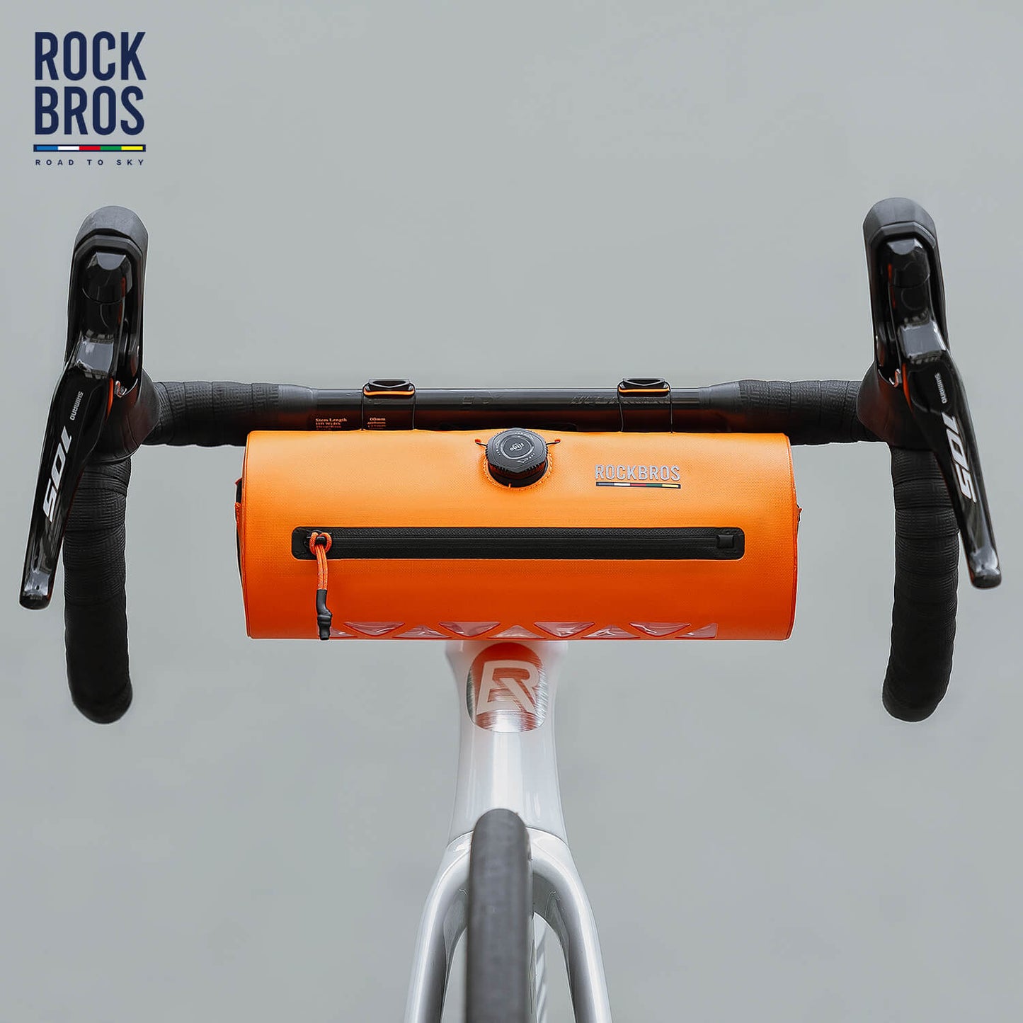 ROCKBROS Road-to-Sky handlebar bag AS-143, 100% waterproof design ideal for cycling in all weather conditions. 